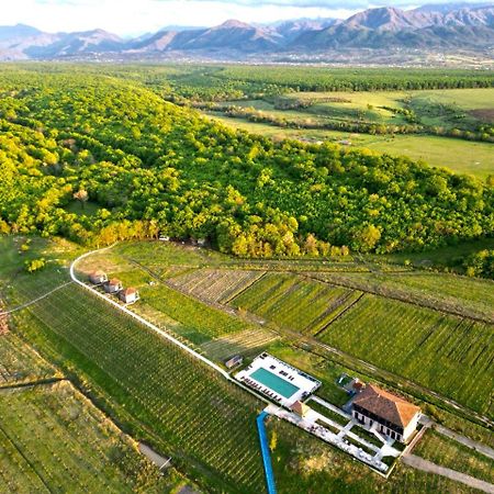 Chateau Vartsikhe Bagian luar foto